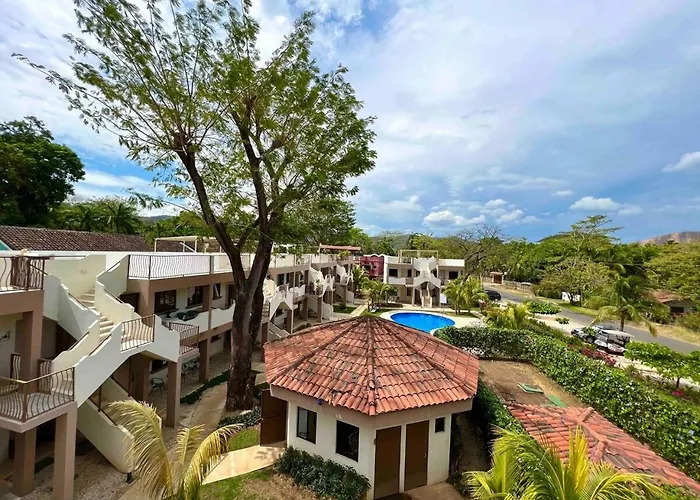 Sunny Tropical And Rooftop Terrace *