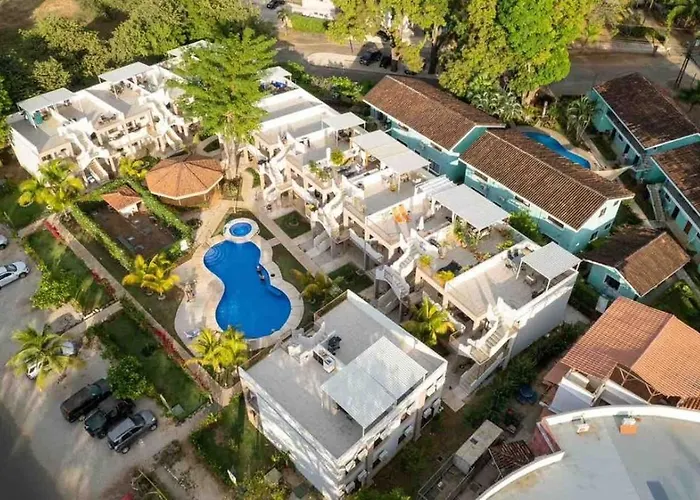Sunny Tropical And Rooftop Terrace Coco